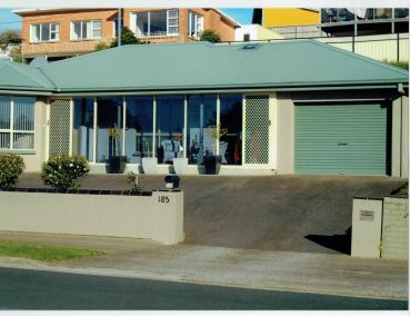 Phil's Glass and Aluminium image 11