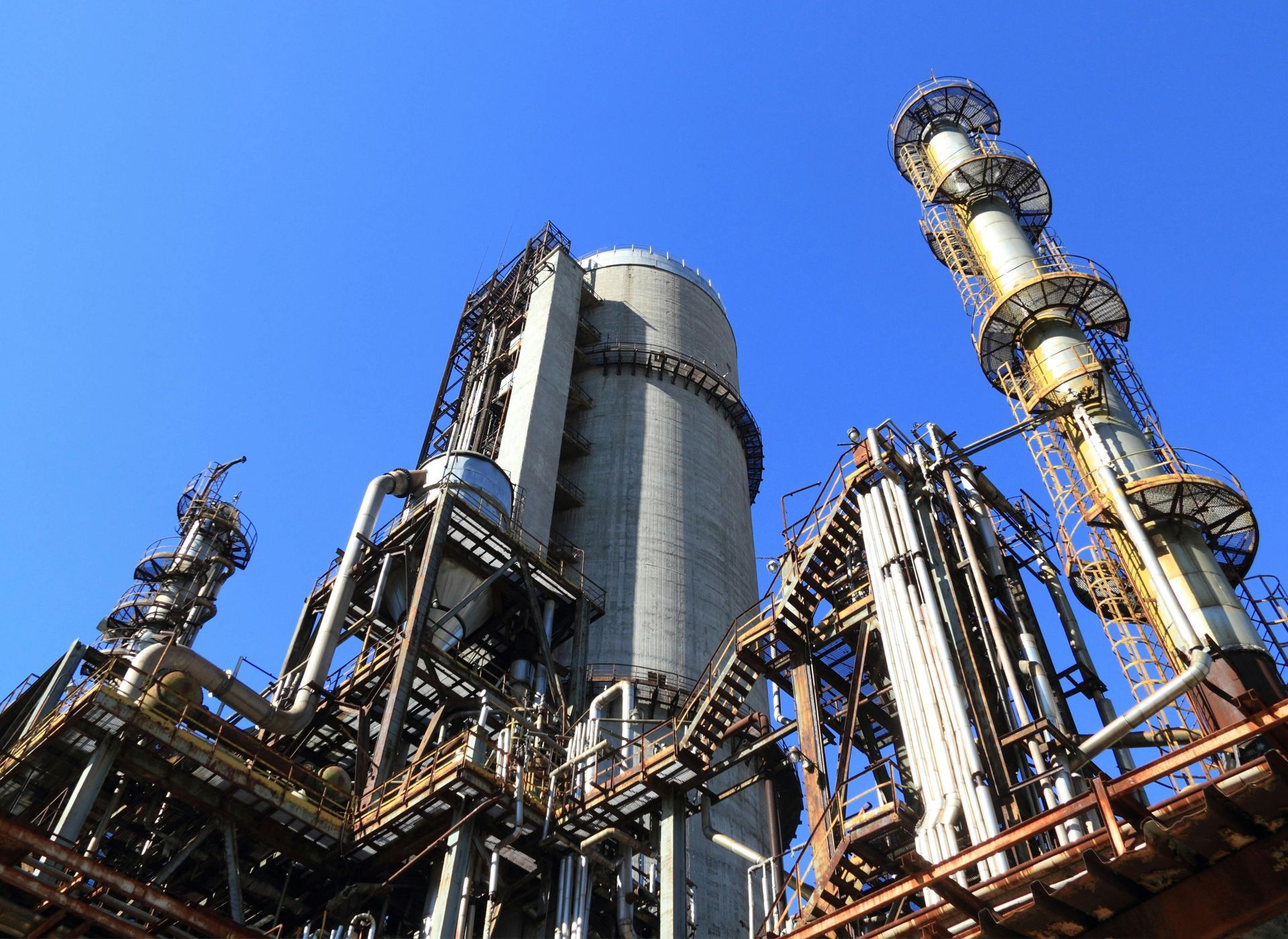 Oild and gas plant