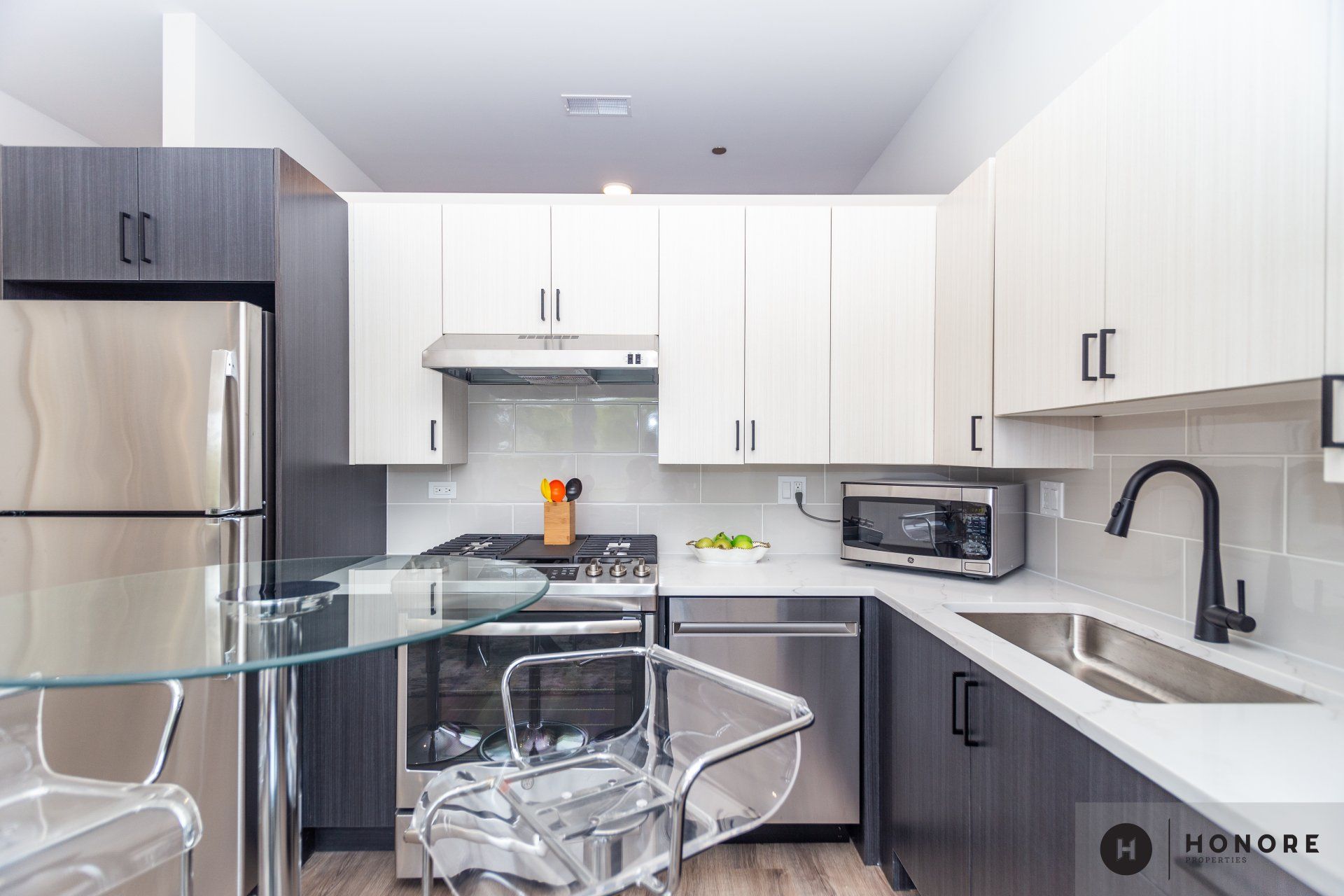 The Ainslie Full Kitchen