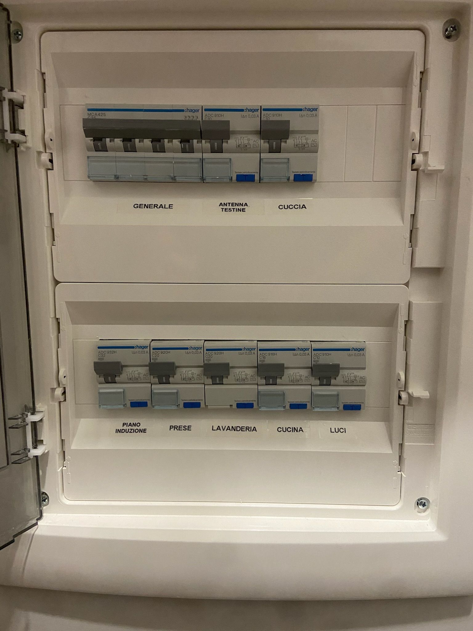 evotech - impianti elettrici e reti LAN 