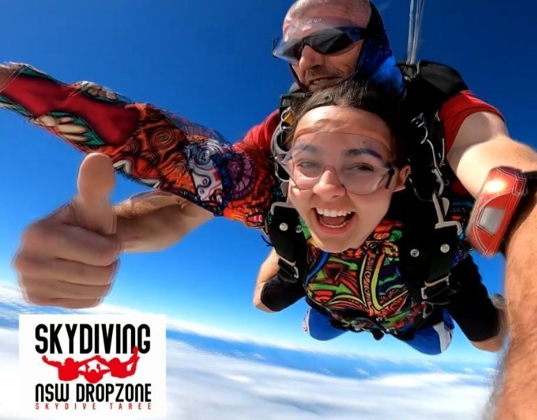 Two man tandem skydiver - Skydiving in NSW DZ Taree