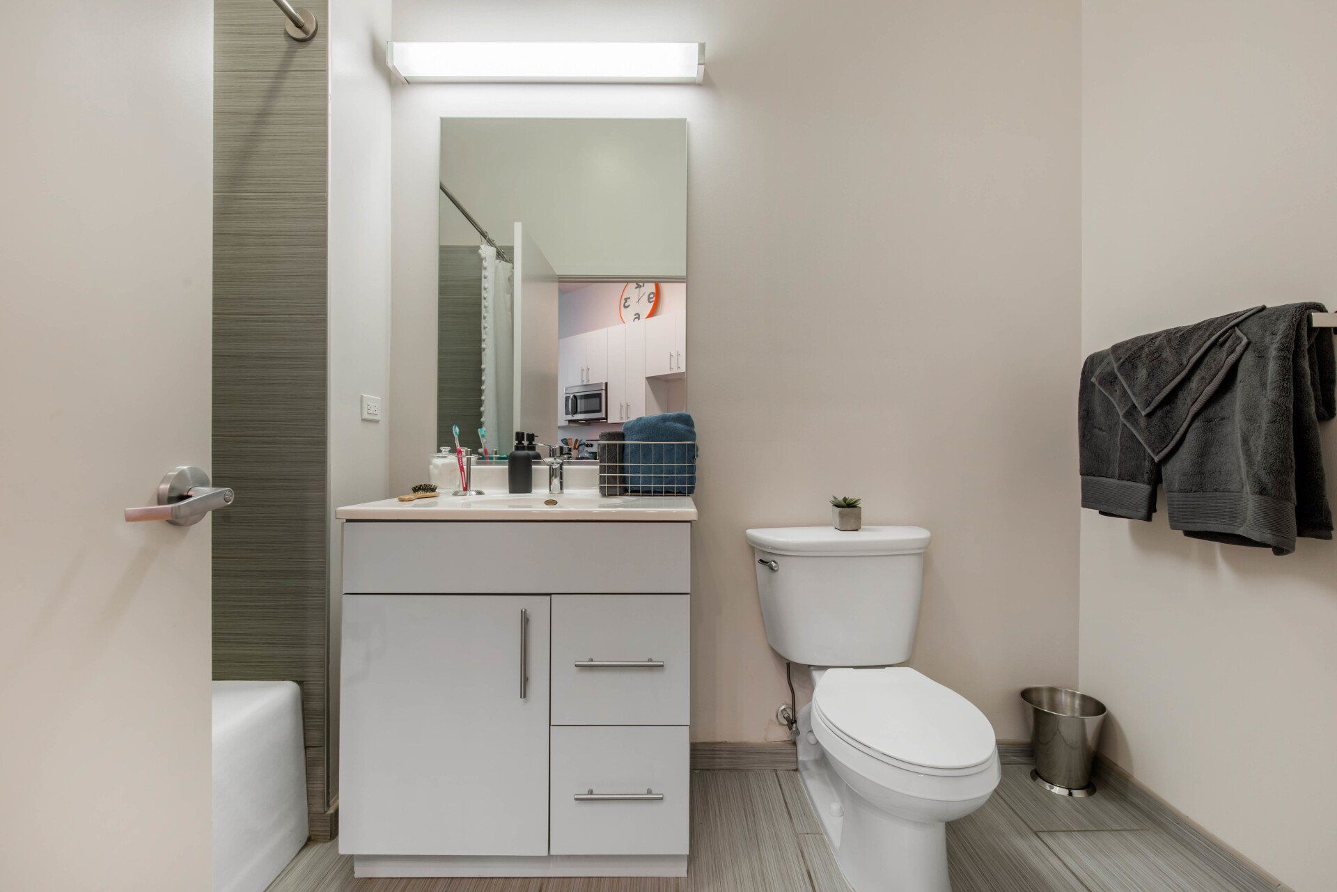 Gallery Student Apartments near Columbia College Chicago