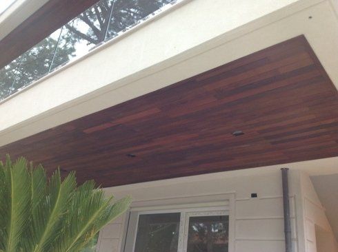 sottotetto in legno scuro