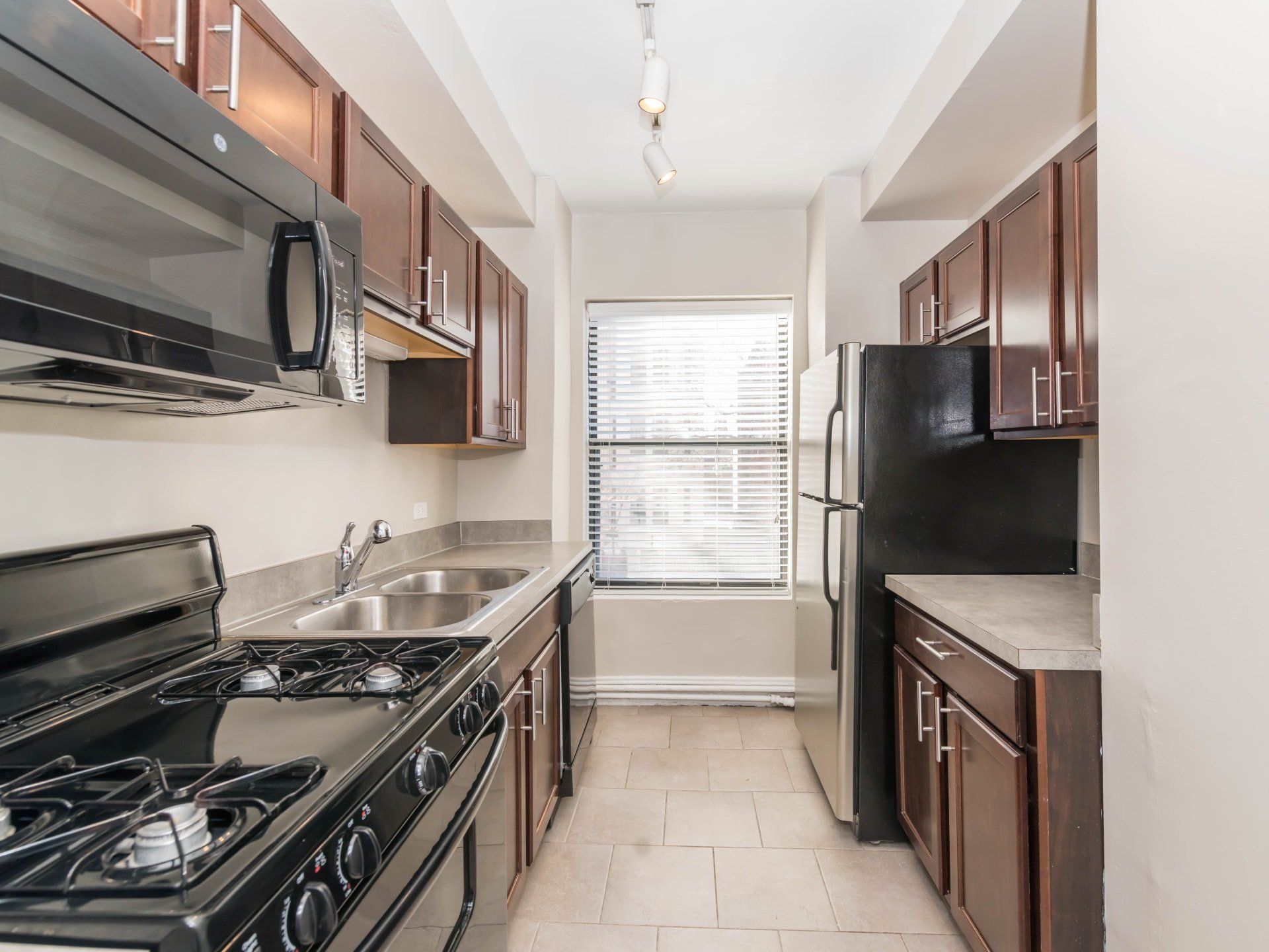 Floor Plans Reside on Clarendon Buena Park Apts