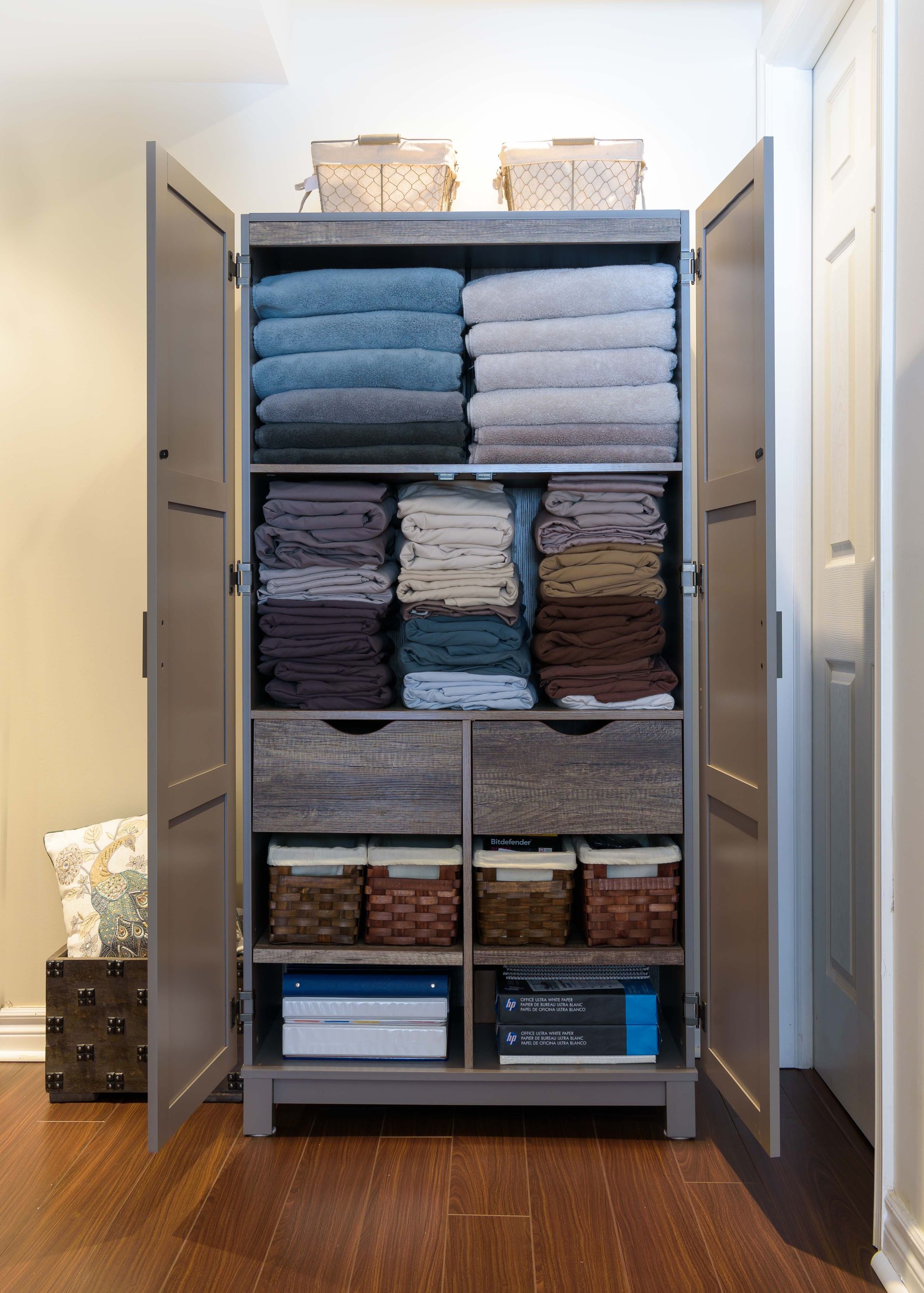 organizing and decluttering services