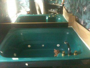 Electrostatic Painting — Green Jacuzzi in Versailles, KY