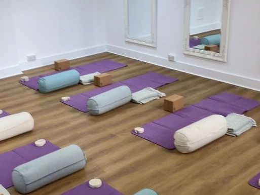 yoga studio in Wandsworth, London of Naval Mair Physical Medicine