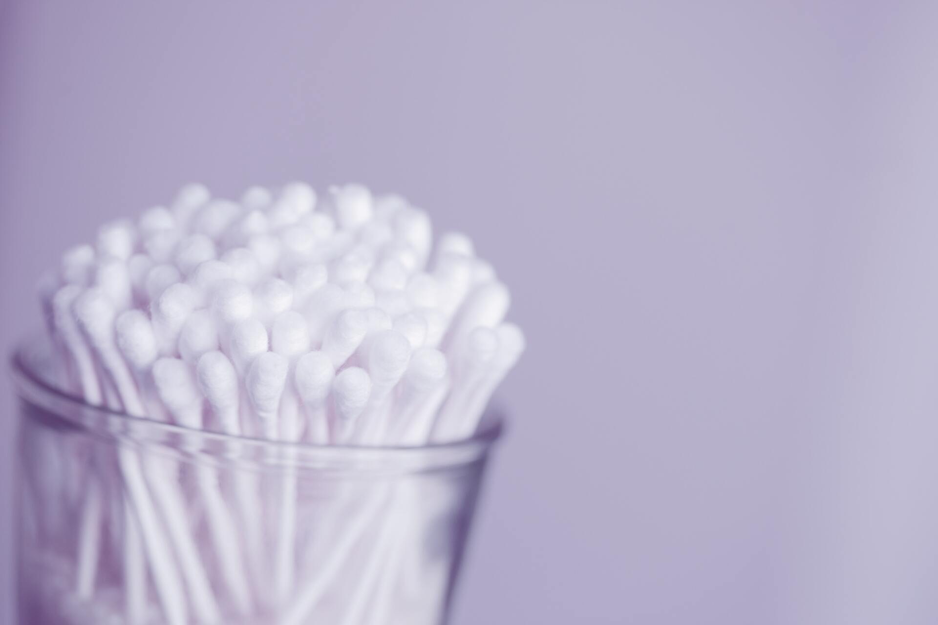 Picture of q-tips in a jar