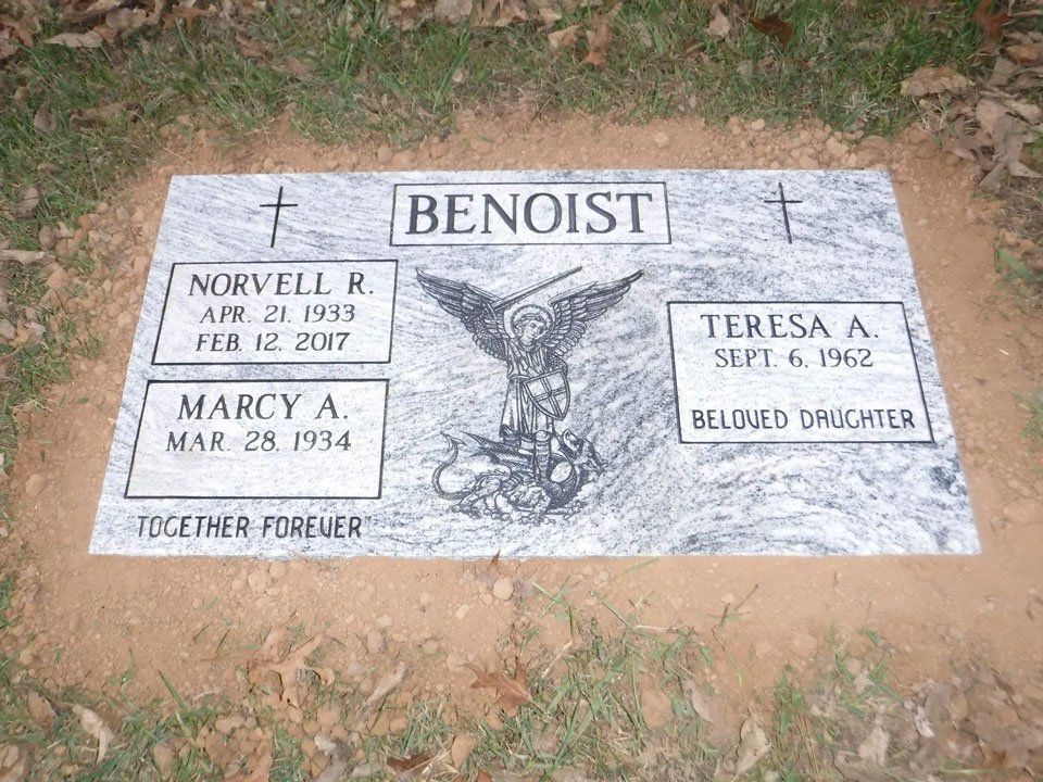 Benoist Memorial — St. Louis, MO — Monuments of St. Louis