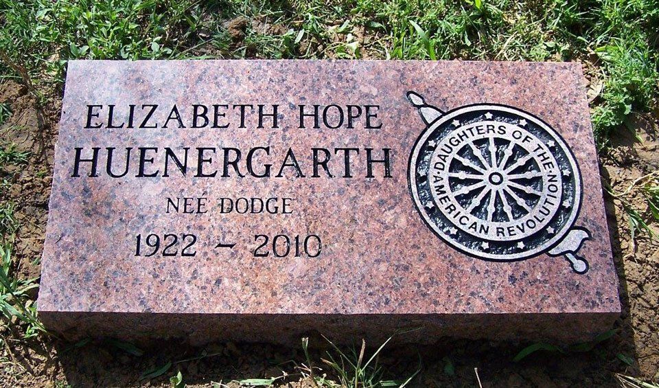 Huenergarth Memorial — St. Louis, MO — Monuments of St. Louis