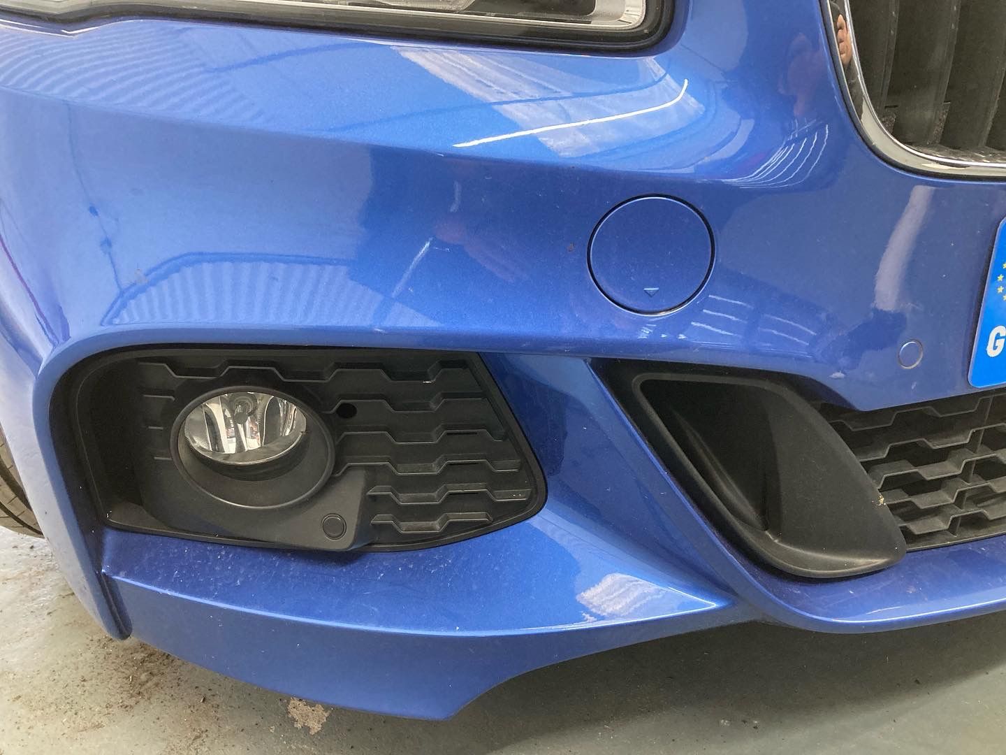 Reversing Cameras and Parking Sensors