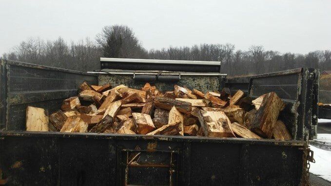 firewood-delivery-hubbard-oh-supreme-tree-service