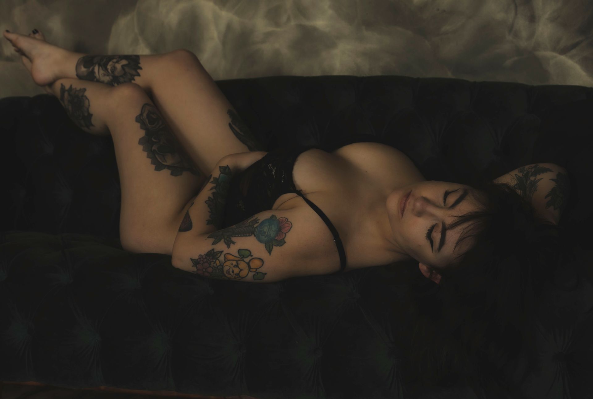 Boudoir photo of a woman