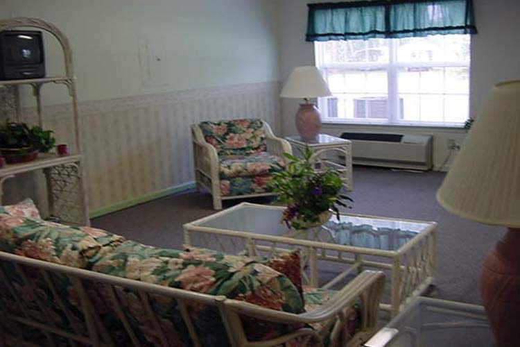 The Commons at Greenwood Living Room