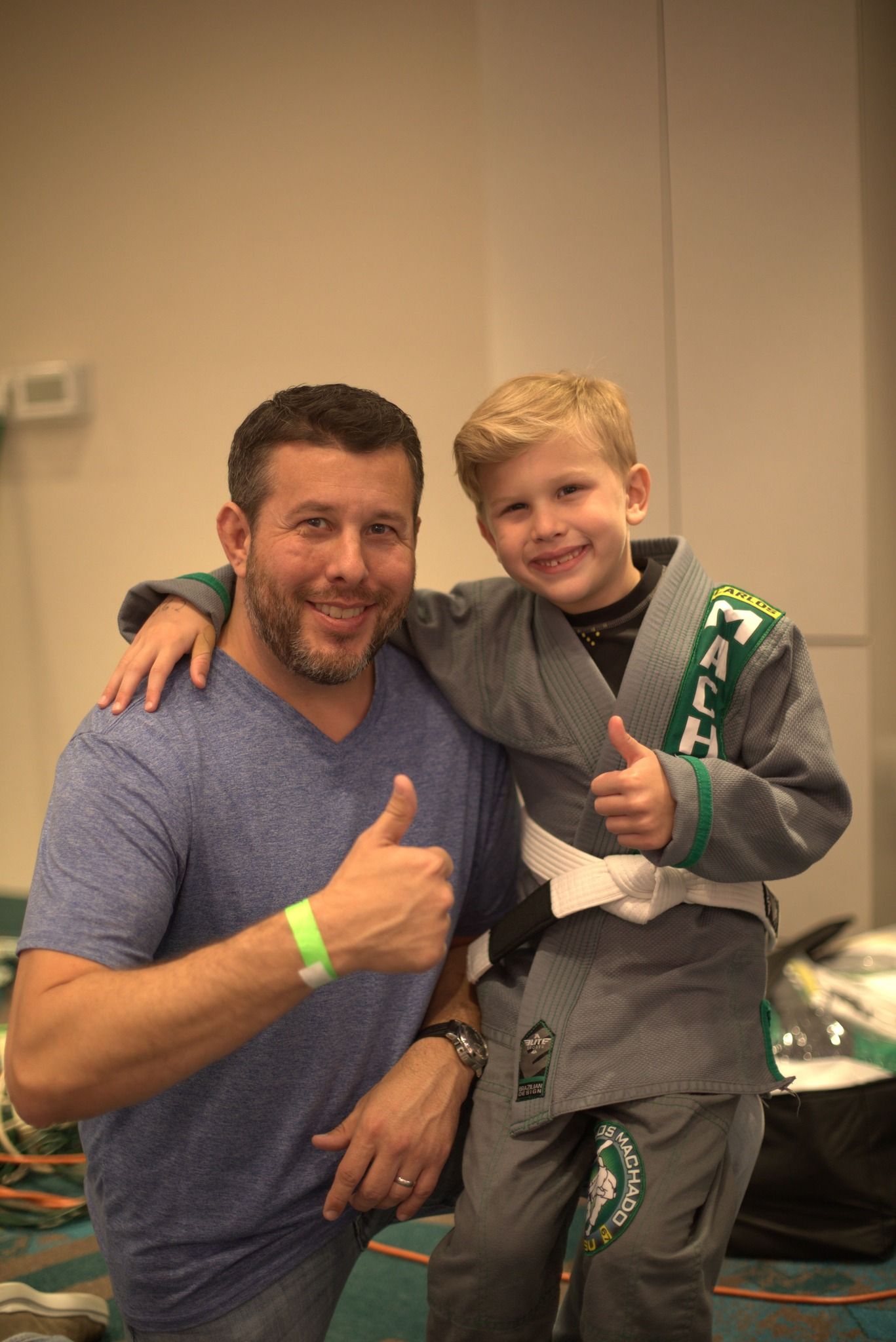 The word placeholder is on a gray background.