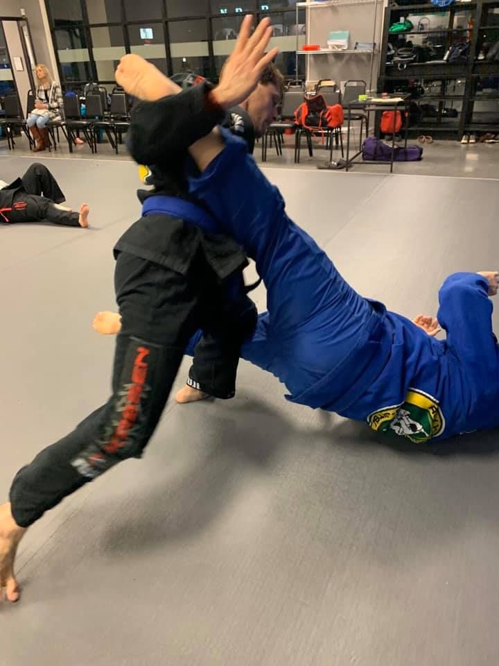 The word placeholder is on a gray background.