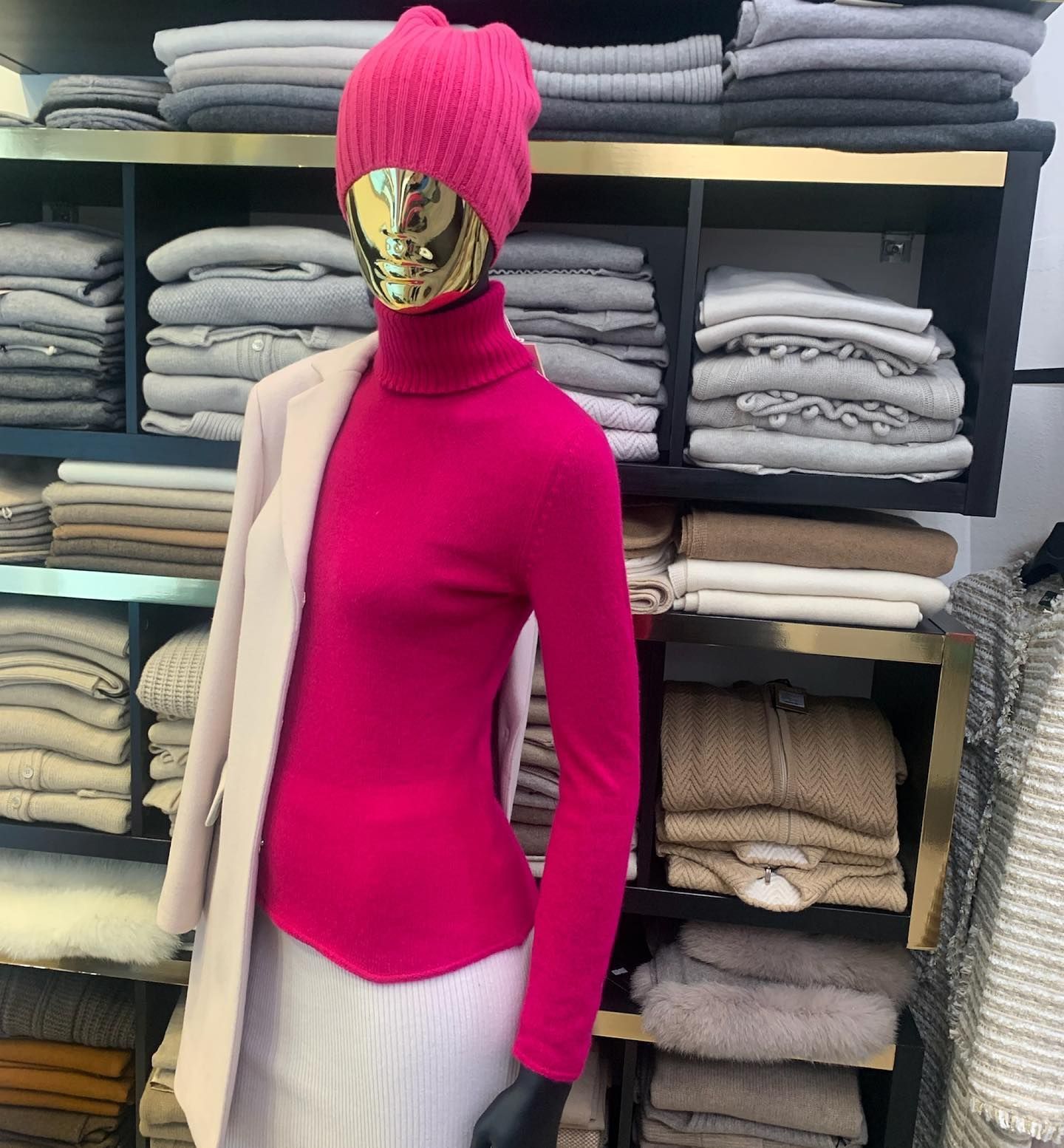 capi in cashmere boutique