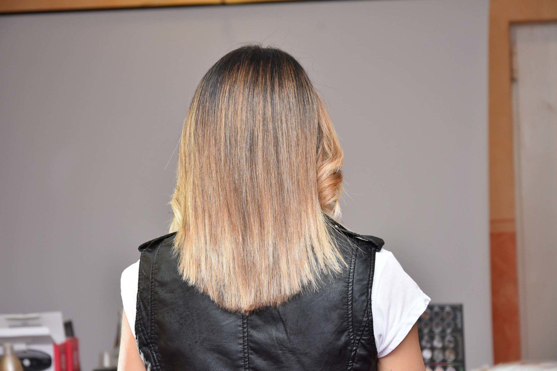 colorazione dei capelli con punte più chiare