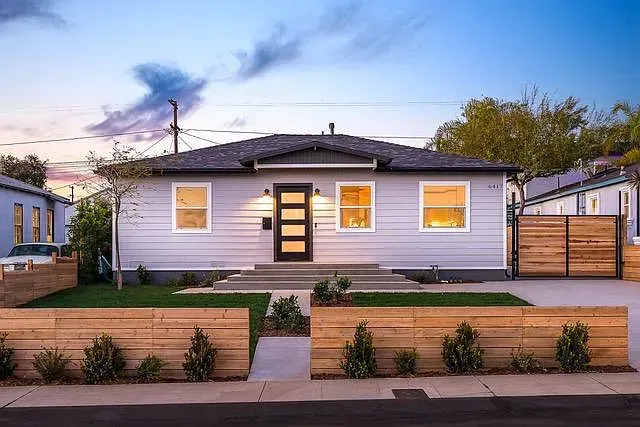 6417 W 83rd Street, Los Angeles, CA, 90045