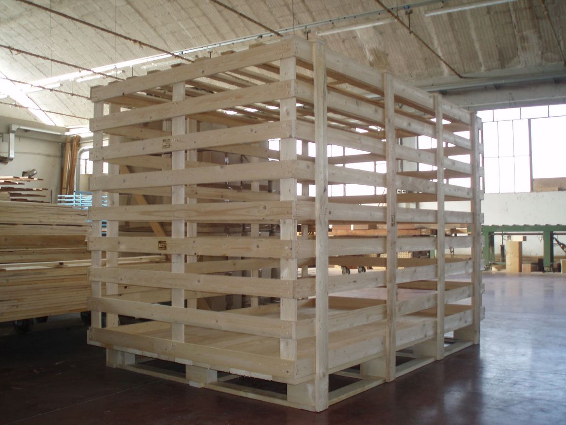 gabbia in legno per trasporto merci