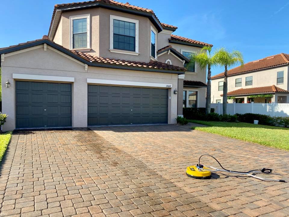 Driveway Cleaning | Tampa, FL | First Response Pressure Wash