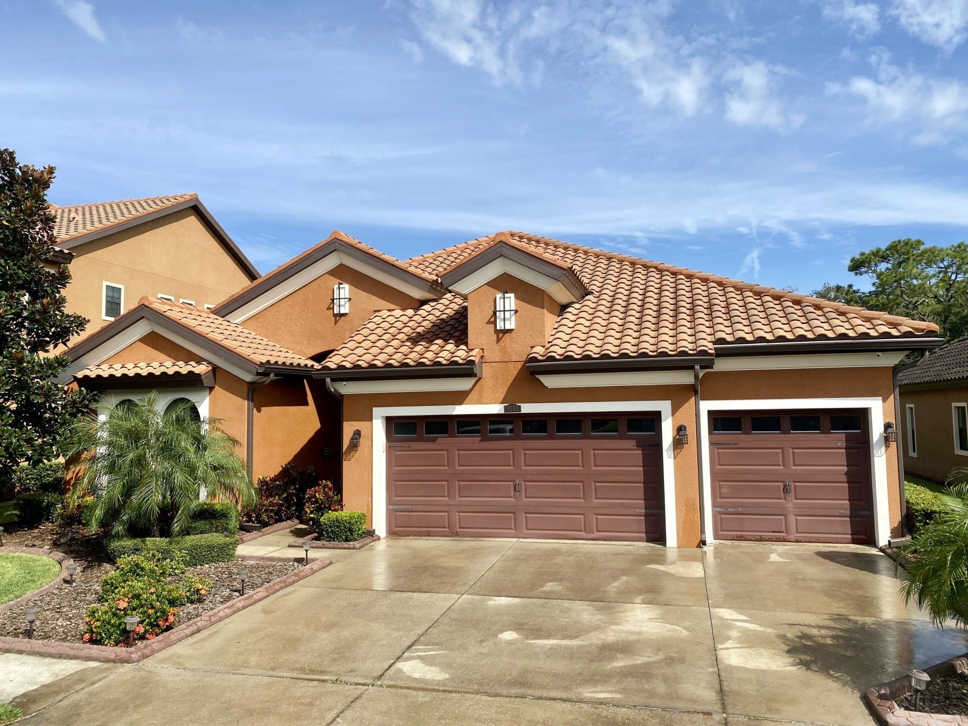 Roof Cleaning | Tampa, FL | First Response Pressure Wash