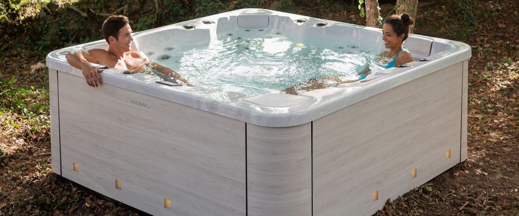 Velvet hot tub from hypa spa