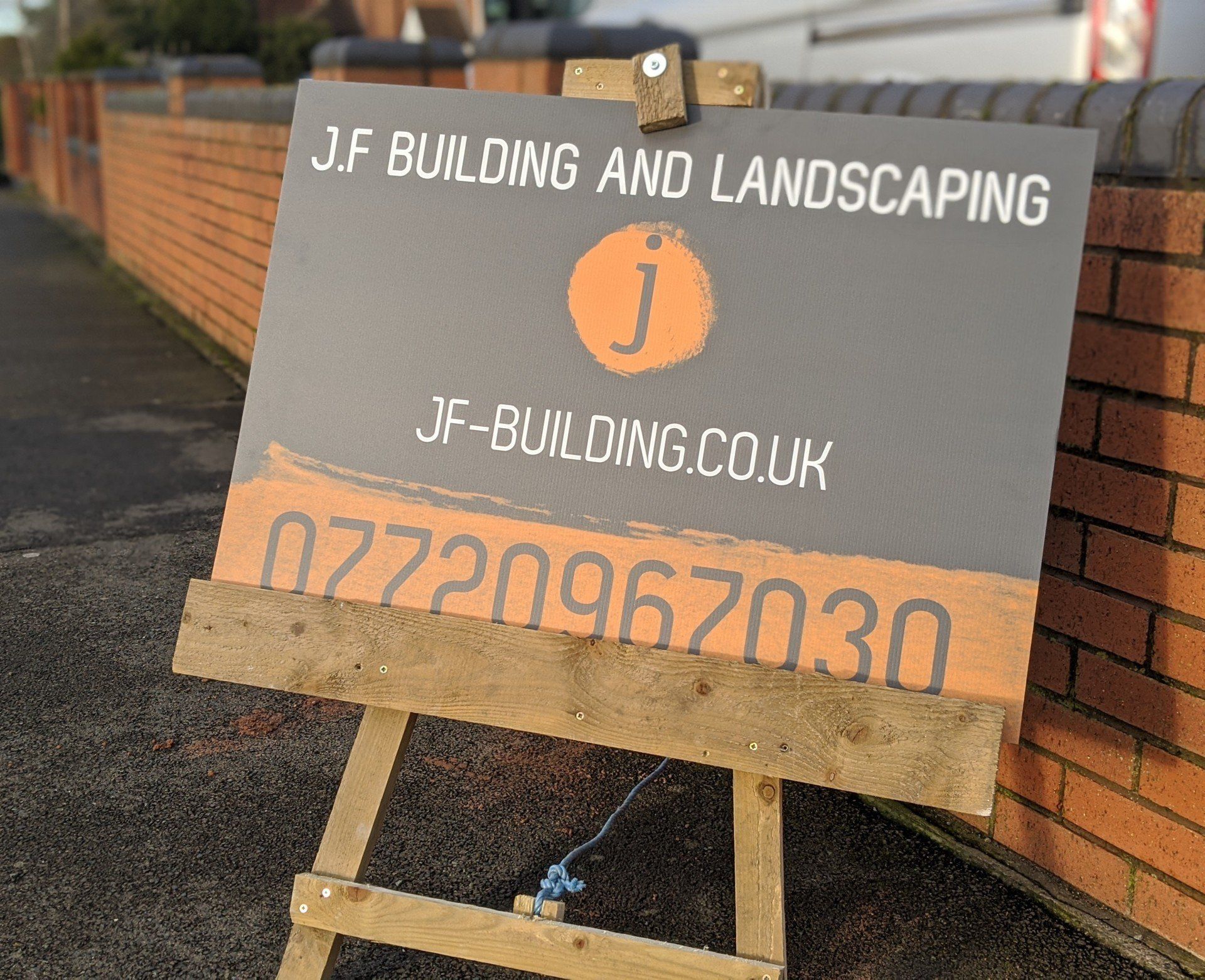 Sign for J.F Building & Landscaping