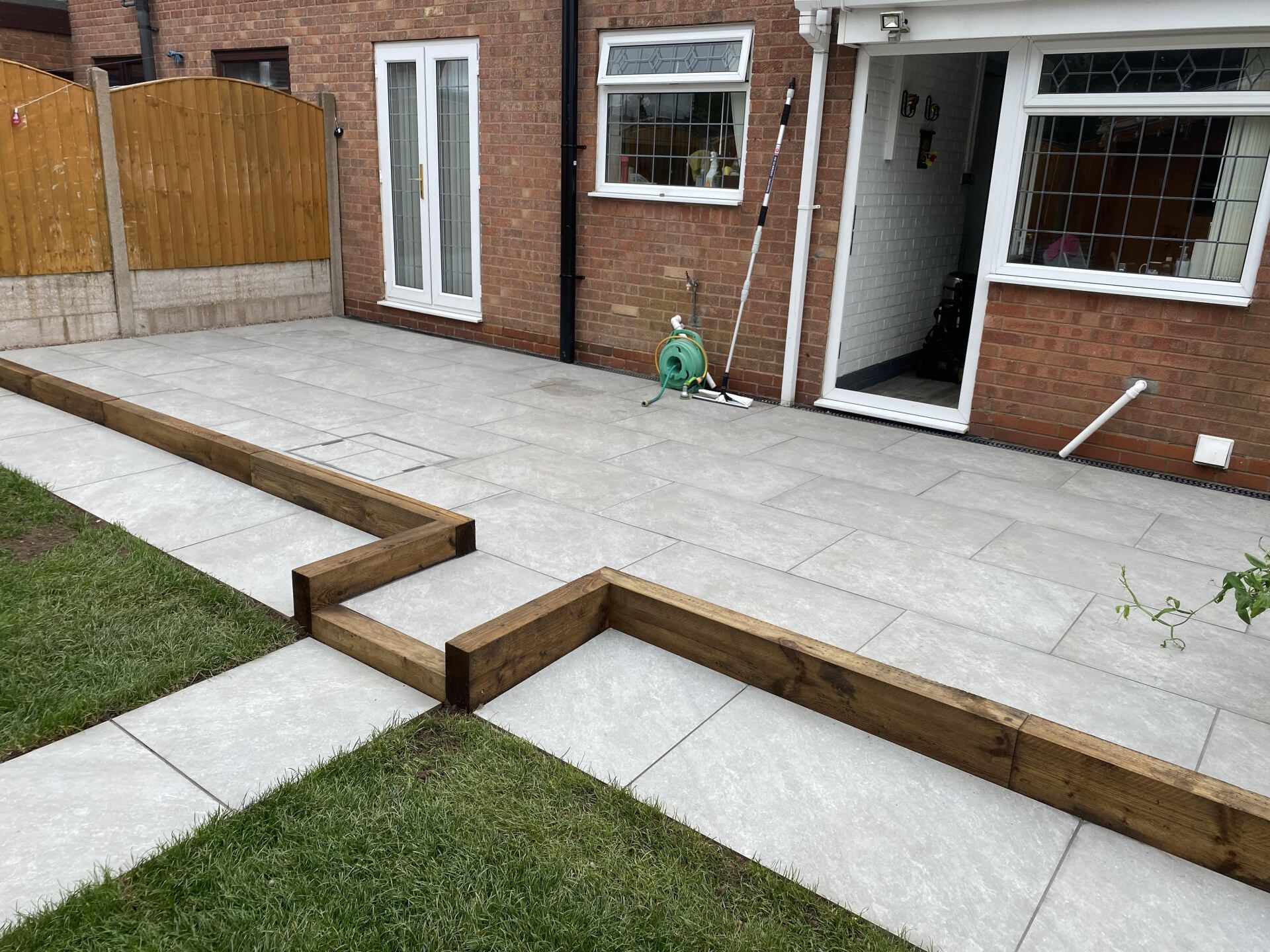 New porcelain patio in Gornal