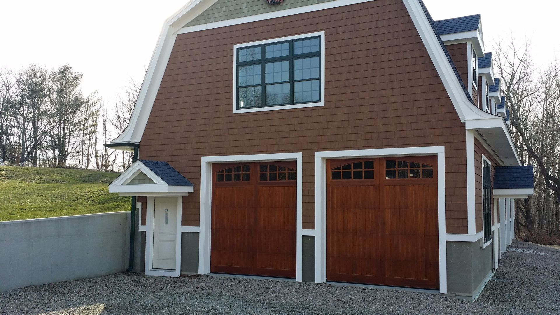 High quality garage installation work in Salem