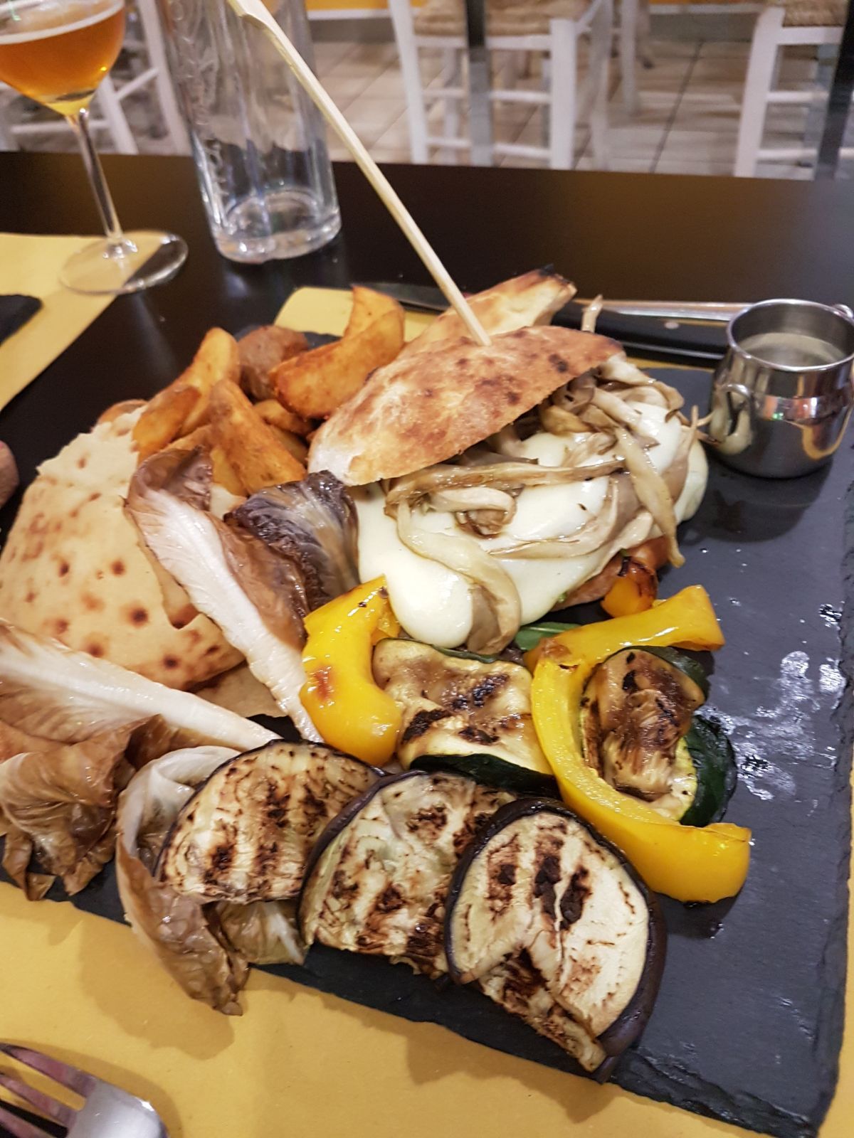 Panino con verdure grigliate