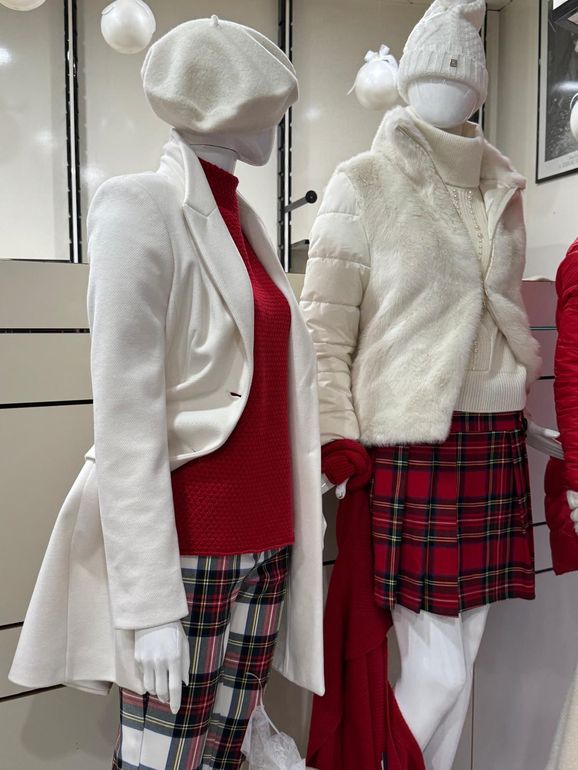 Total look coordinati in vendita
