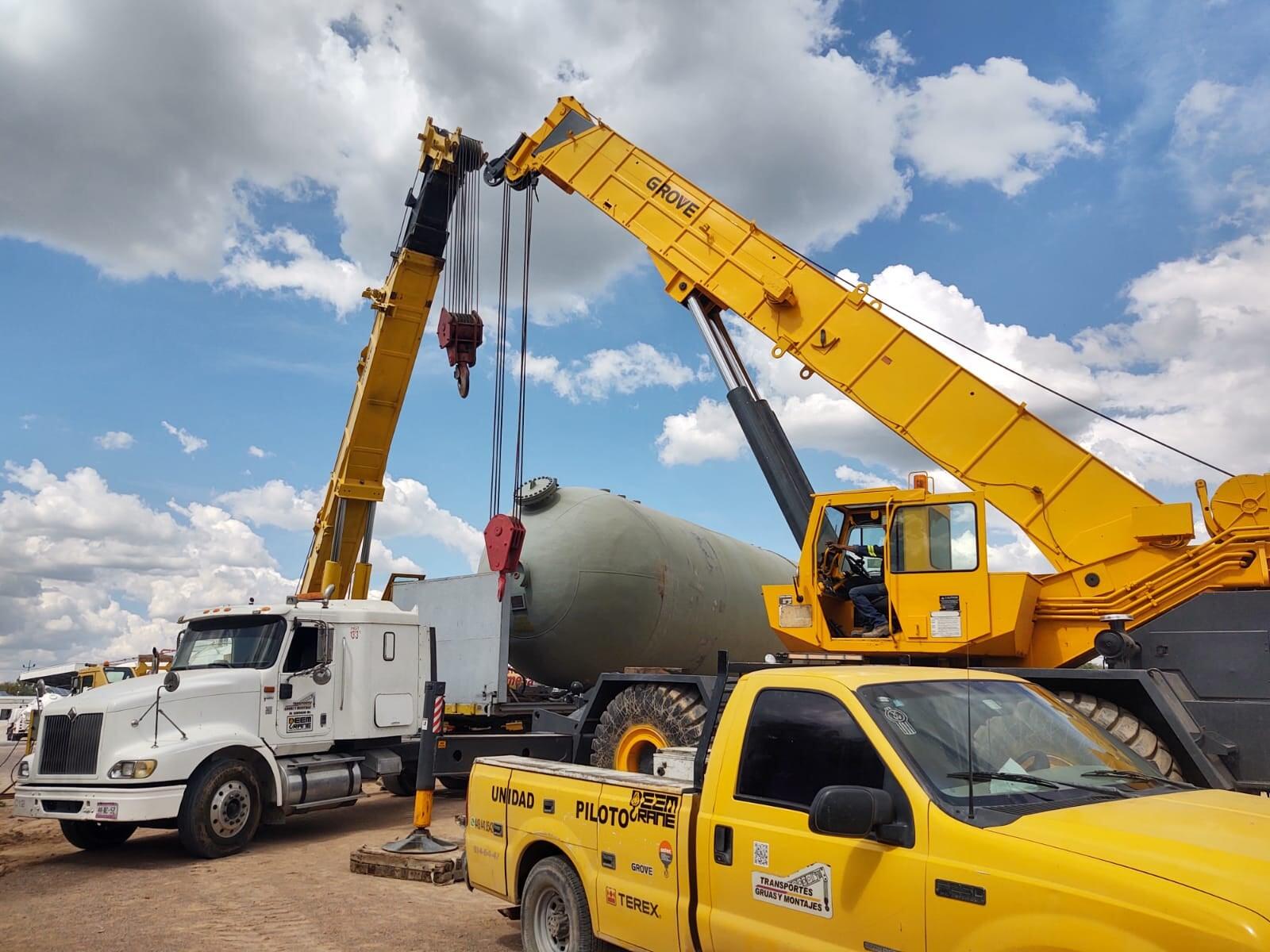 TRANSPORTES GRÚAS Y MONTAJES