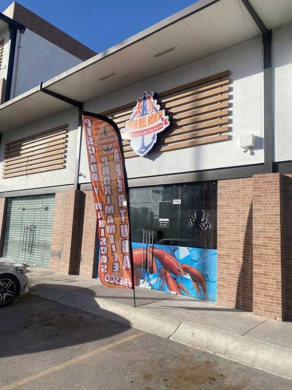 Pedido por teléfono y WhatsApp para servicio a domicilio