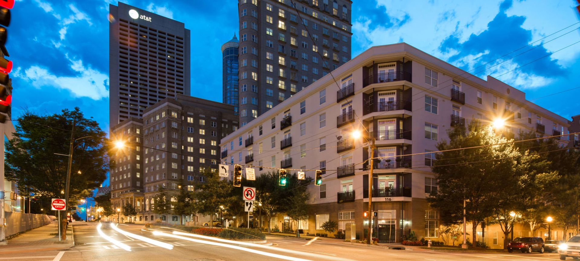 Apartments In Atlanta, GA | Marq on Ponce, image size:1920x864