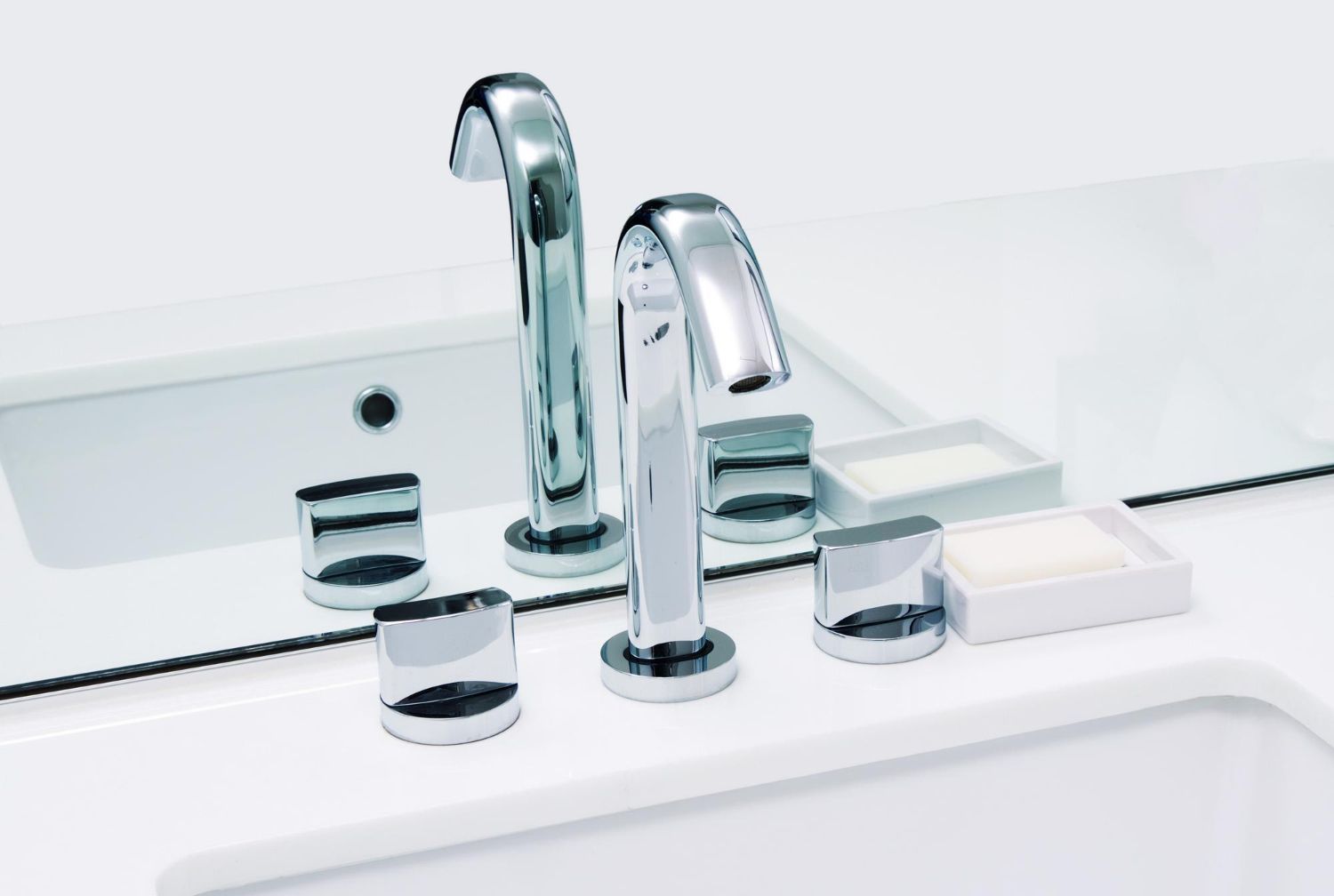 bathroom fixtures