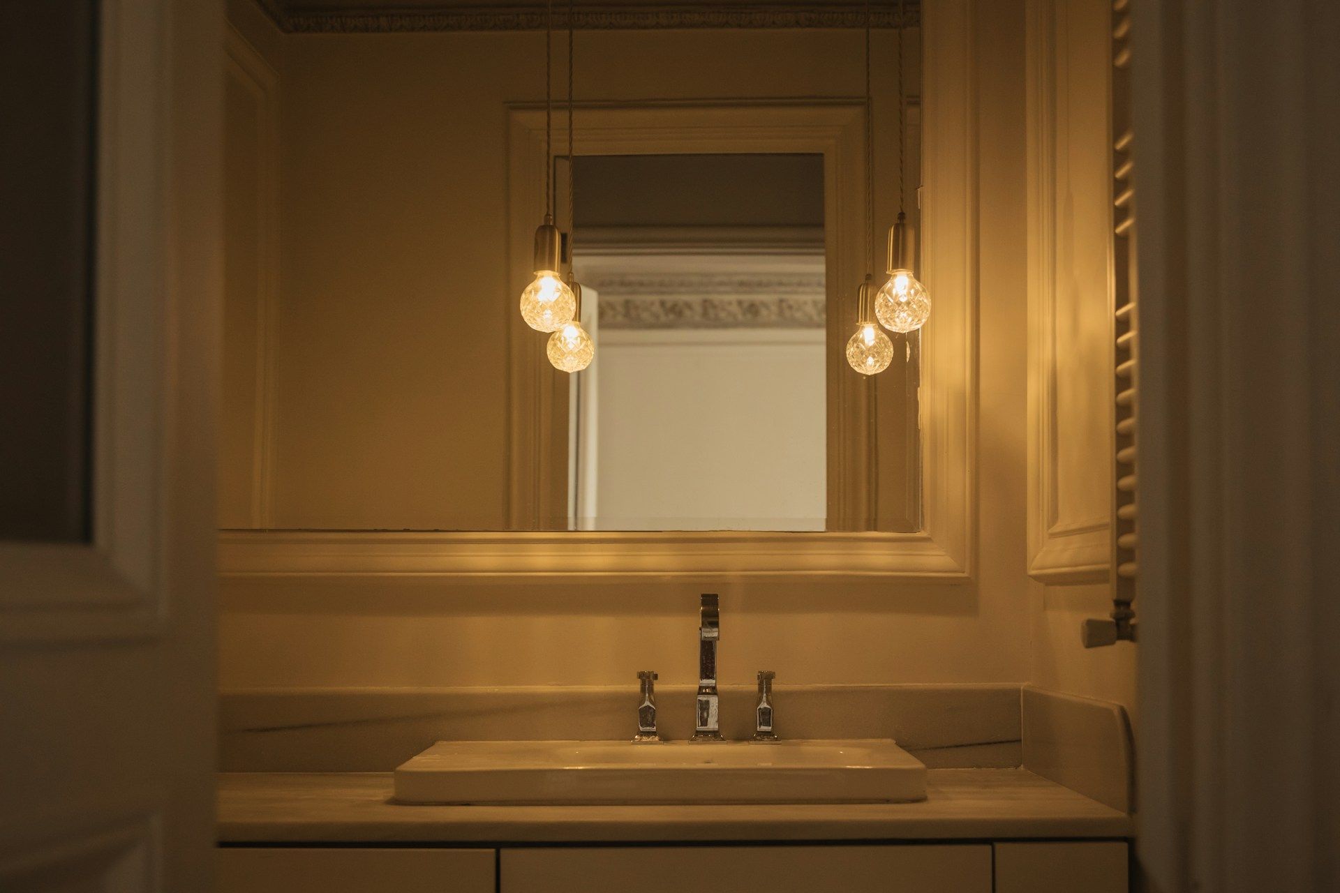 bathroom lighting
