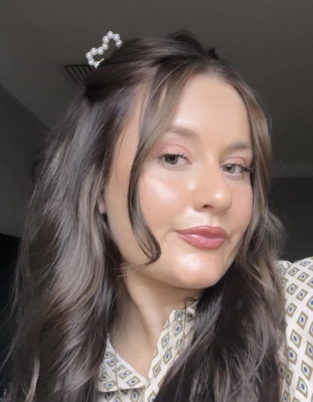 Abigail Lewis, MA / Receptionist