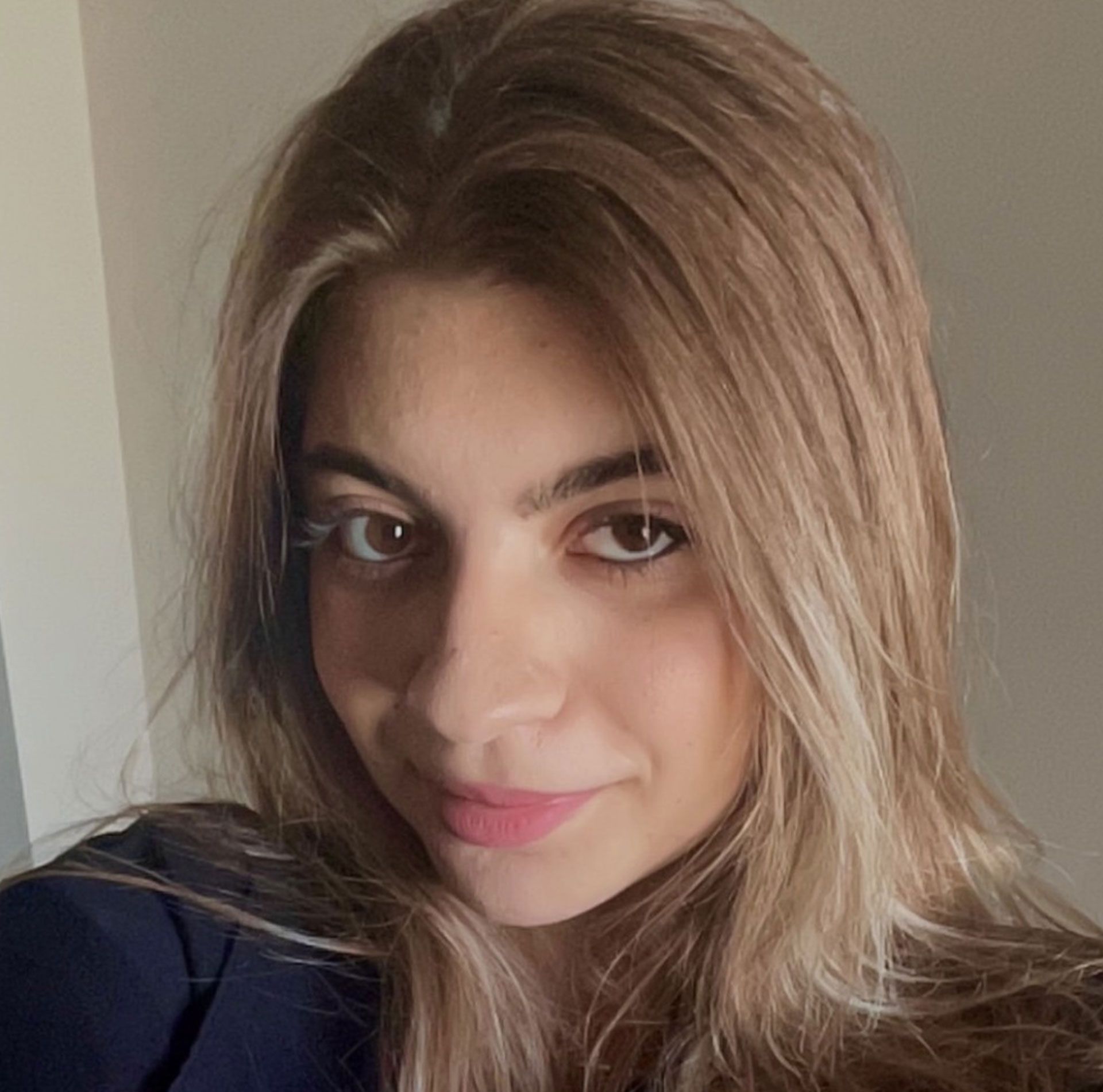 Emilia Moran, MA / Receptionist