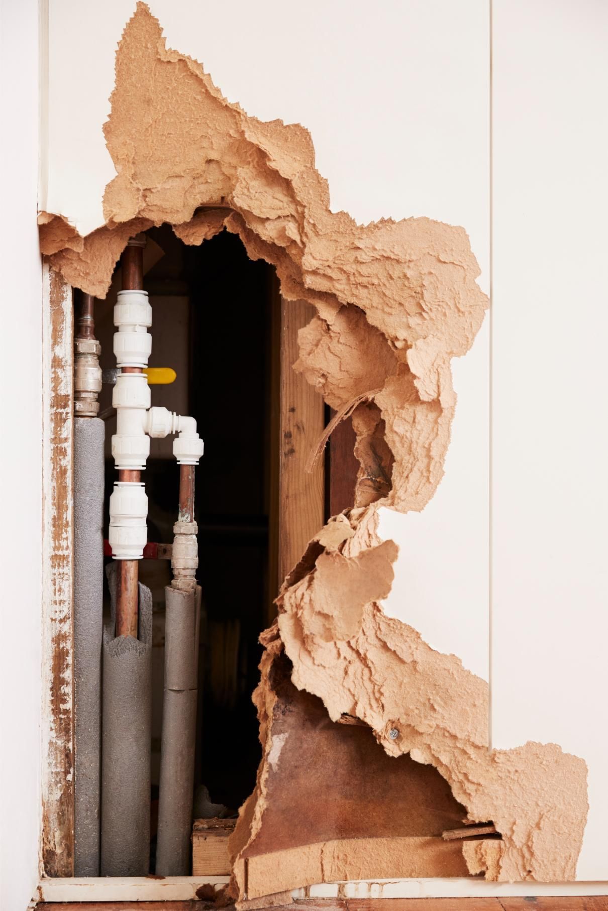 Burst Pipes or Leaking Water Lines
