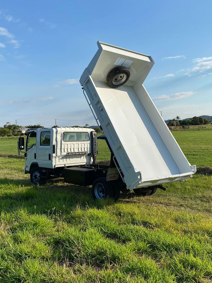 Isuzu NPR 300 Truck Available