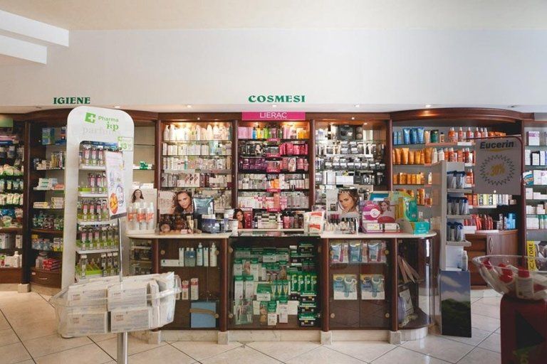 laboratorio galenico Farmacia Centrale Chiavari