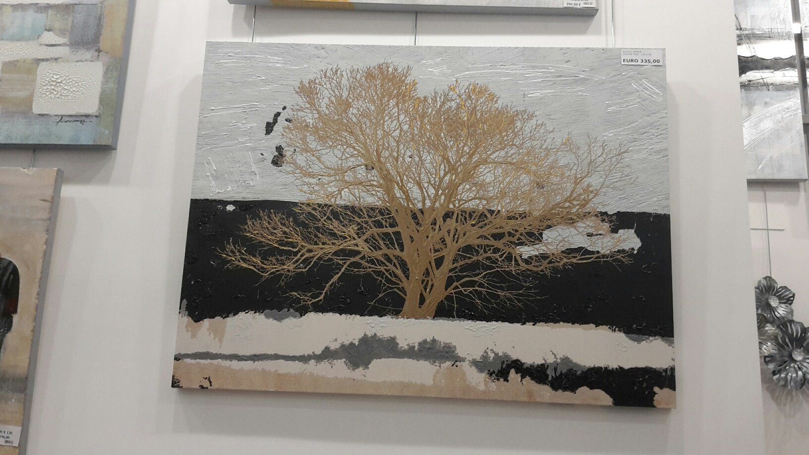 Quadri con albero stilizzato