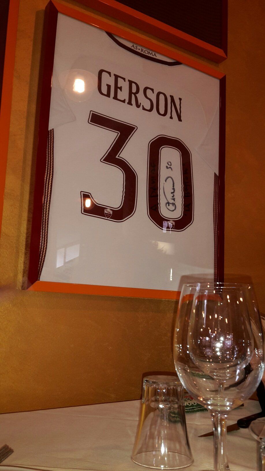 Maglia da calcio con autografo