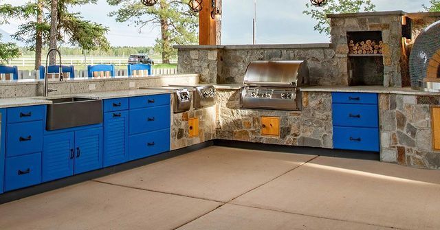 Fire Magic Grill On The Patio — Cincinnati, OH — Western Hills Builders Supply Co.