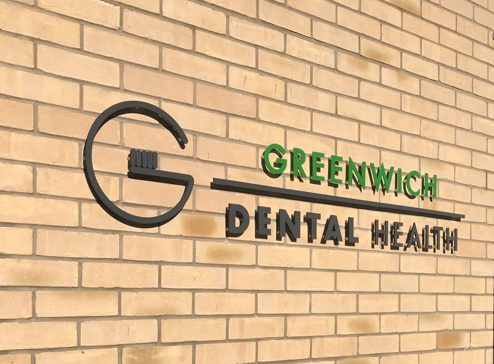 Acrylic lettering and logo's can be used internally or externally