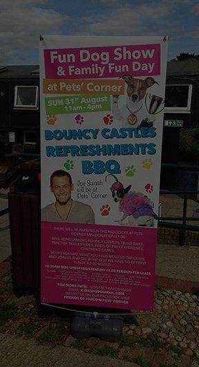 OUTDOOR BANNER STAND