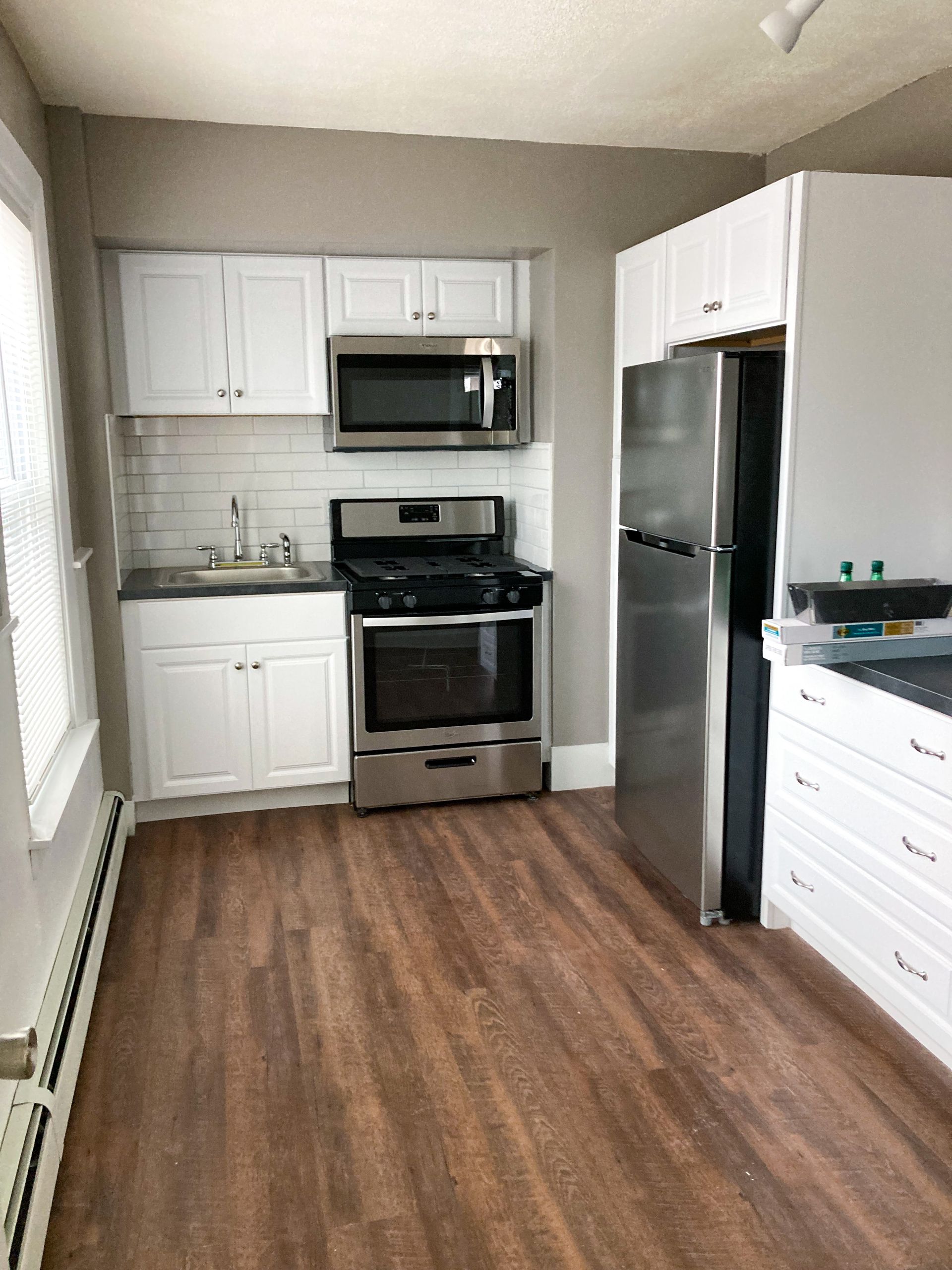 empty finished kitchen