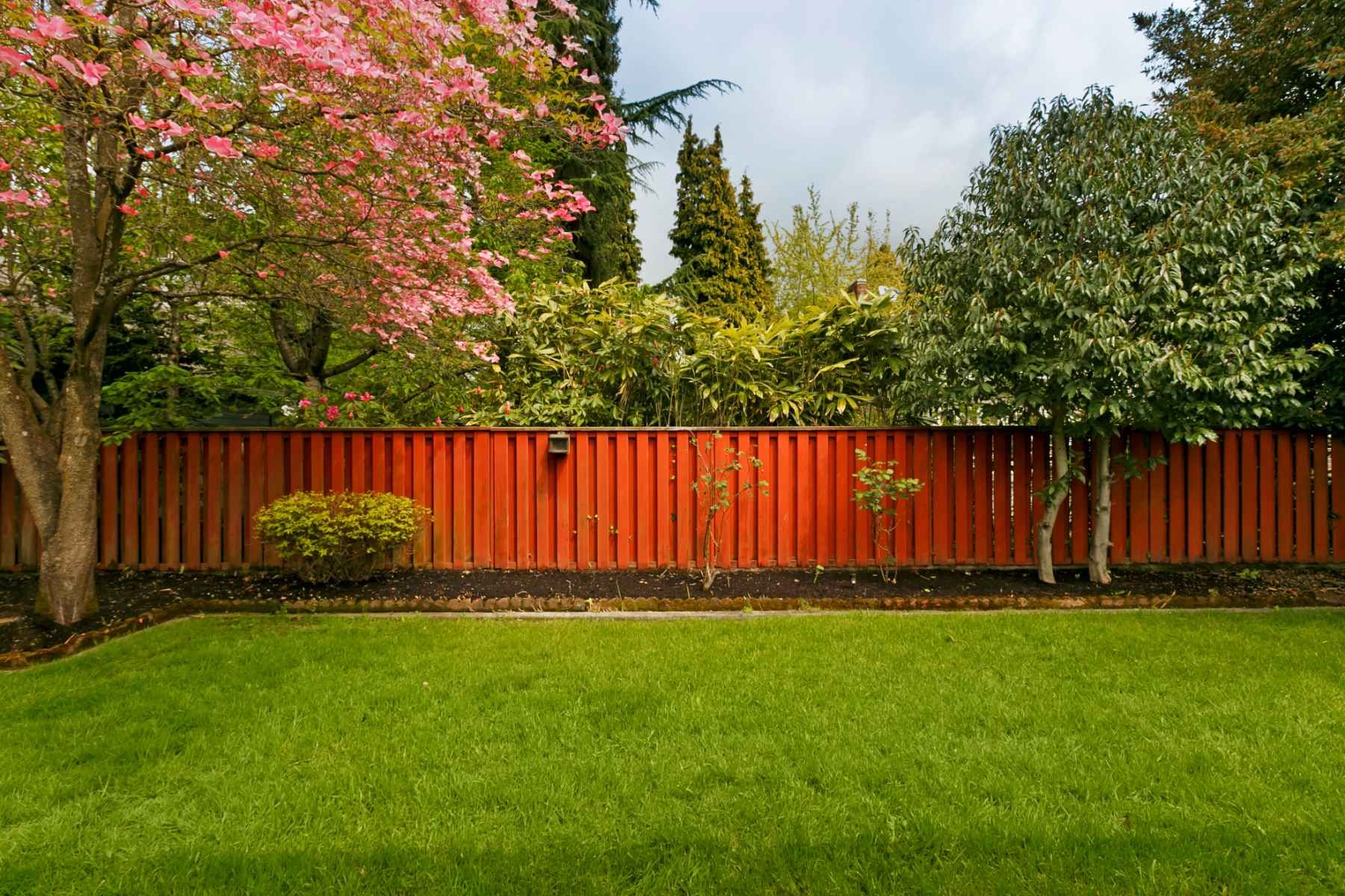 fence installation contractors
