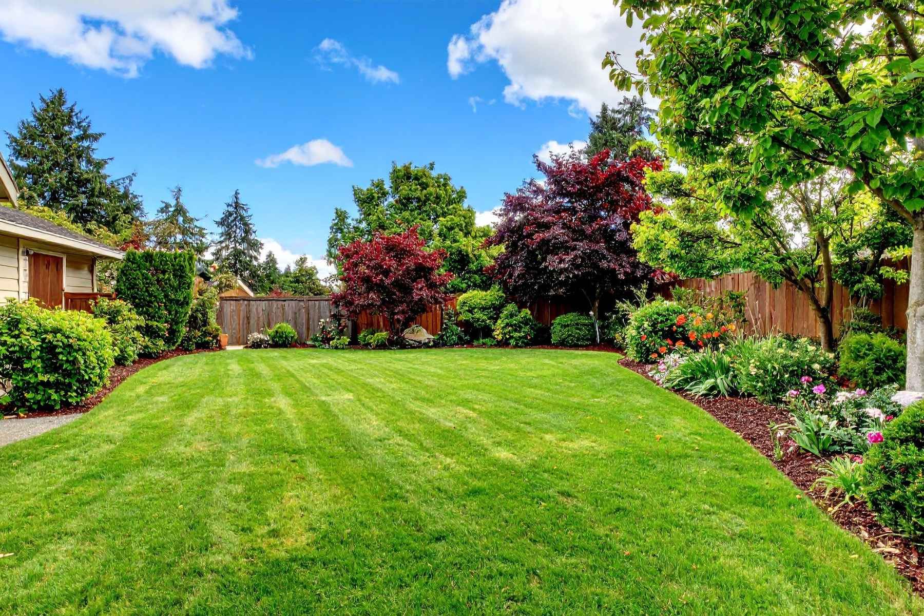 landscapers Kanata